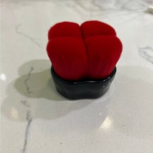 Shiseido face polish brush (hanatsubaki)